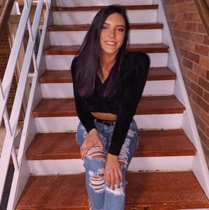 Meet your Posher, Izzy